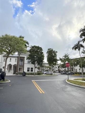 4311 SW 160th Avenue Miramar FL 33027