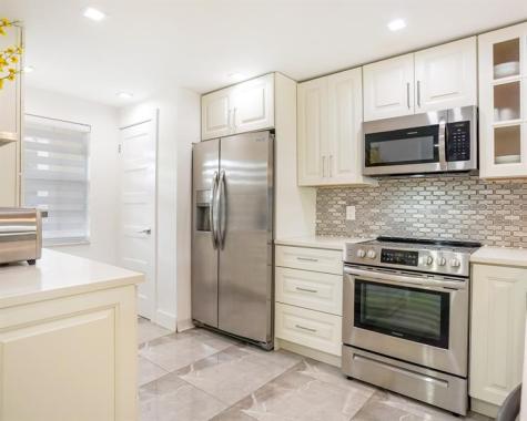 3510 Oaks Way Pompano Beach FL 33069