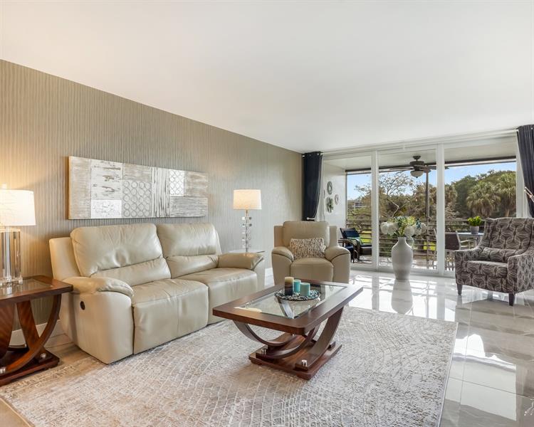 3510 Oaks Way Pompano Beach FL 33069