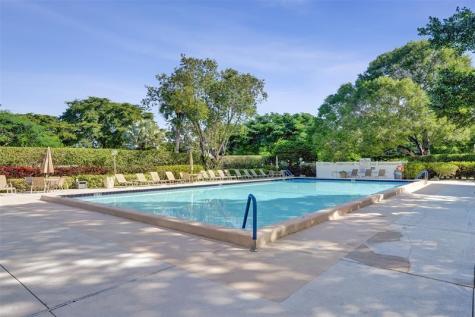 3510 Oaks Way Pompano Beach FL 33069