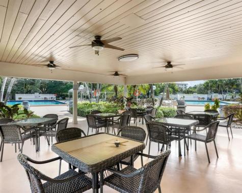 3510 Oaks Way Pompano Beach FL 33069