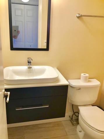 135 Fanshaw D Boca Raton FL 33434