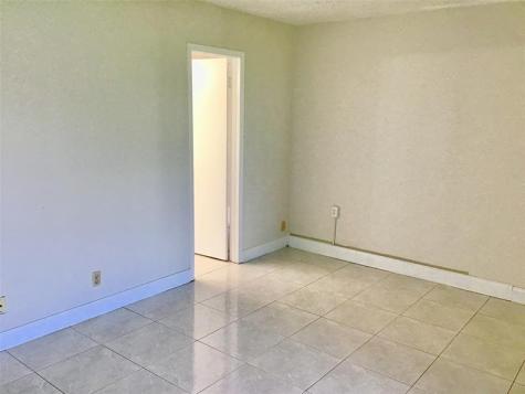 135 Fanshaw D Boca Raton FL 33434