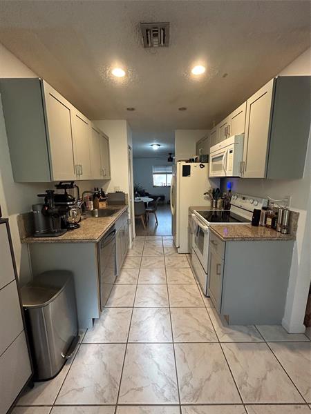 1363 NW 94th Way Coral Springs FL 33071