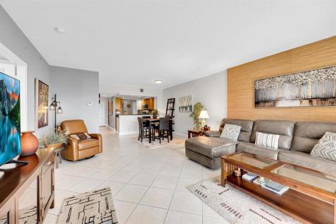 2880 NE 14th Street Causeway Pompano Beach FL 33062