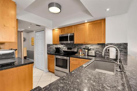 2880 NE 14th Street Causeway Pompano Beach FL 33062