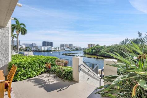 2880 NE 14th Street Causeway Pompano Beach FL 33062