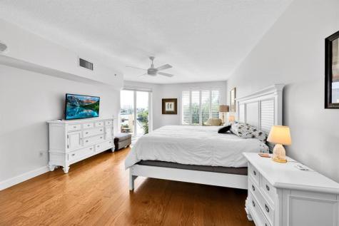 2880 NE 14th Street Causeway Pompano Beach FL 33062