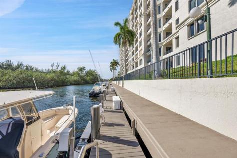 2880 NE 14th Street Causeway Pompano Beach FL 33062