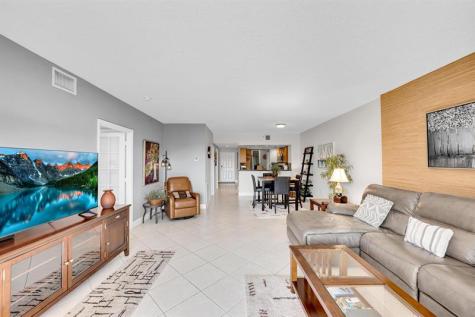 2880 NE 14th Street Causeway Pompano Beach FL 33062