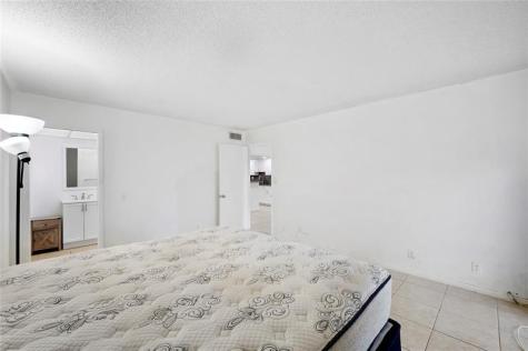 3341 NW 47th Terrace Lauderdale Lakes FL 33319