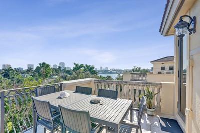 2260 SE 7 Street Pompano Beach FL 33062