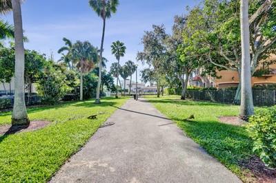 2260 SE 7 Street Pompano Beach FL 33062