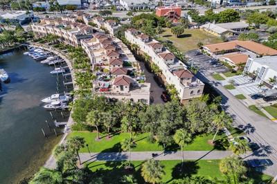 2260 SE 7 Street Pompano Beach FL 33062