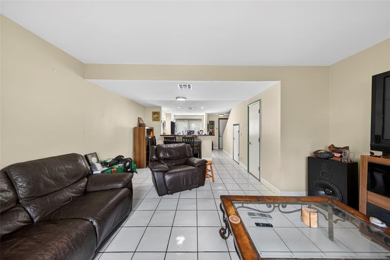 127 SW 3rd Street Pompano Beach FL 33060