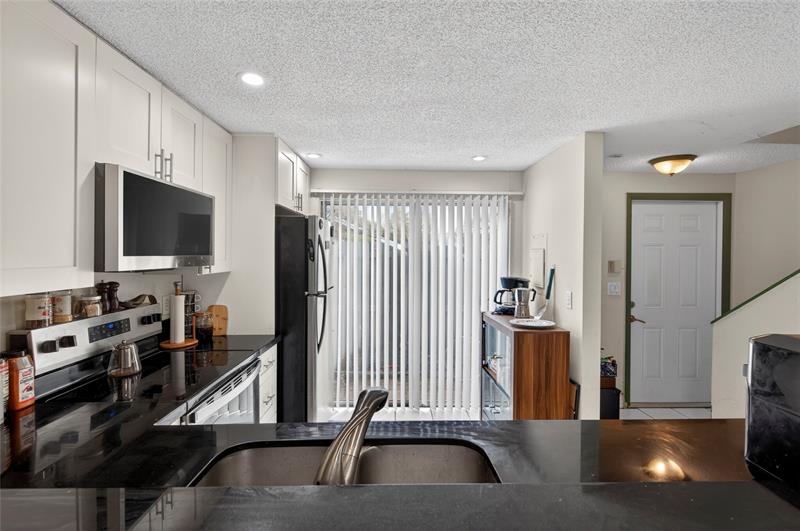 127 SW 3rd Street Pompano Beach FL 33060