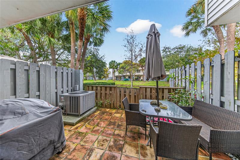 127 SW 3rd Street Pompano Beach FL 33060