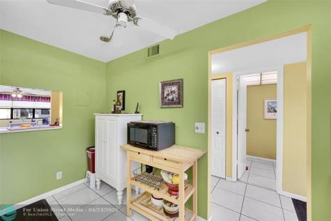 10123 Sunrise Lakes Boulevard Sunrise FL 33322