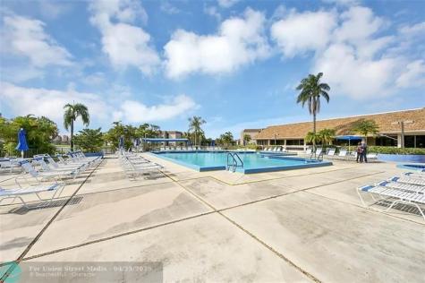 10123 Sunrise Lakes Boulevard Sunrise FL 33322