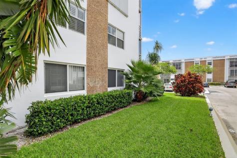 3050 NE 16th Avenue Oakland Park FL 33334