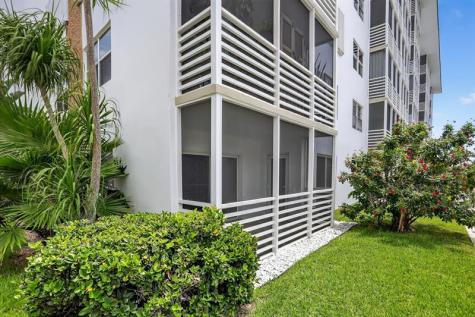 3050 NE 16th Avenue Oakland Park FL 33334