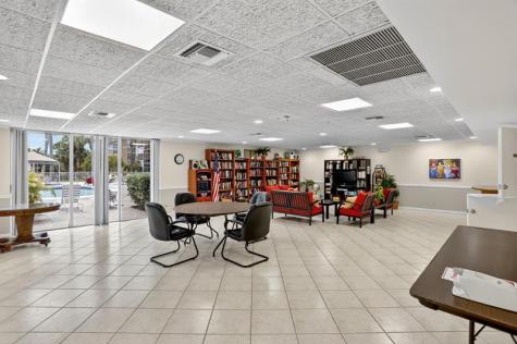 3050 NE 16th Avenue Oakland Park FL 33334