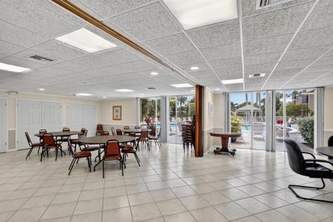 3050 NE 16th Avenue Oakland Park FL 33334