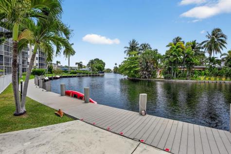 3050 NE 16th Avenue Oakland Park FL 33334