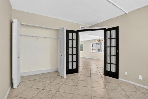 3050 NE 16th Avenue Oakland Park FL 33334