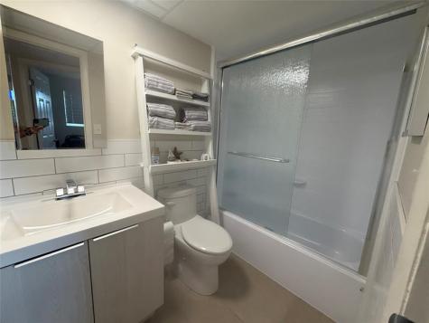 2791 N Pine Island Road Sunrise FL 33322