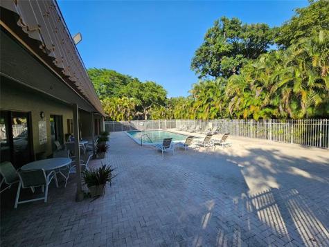 761 E Coco Plum Circle Plantation FL 33324