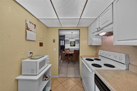 400 SE 10th Street Deerfield Beach FL 33441