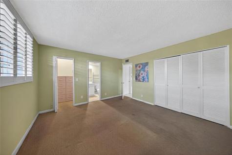 400 SE 10th Street Deerfield Beach FL 33441