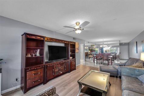 2501 Antigua Terrace Coconut Creek FL 33066