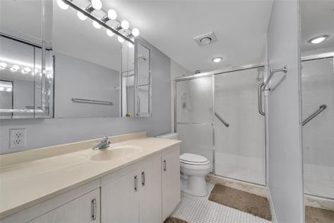 2501 Antigua Terrace Coconut Creek FL 33066
