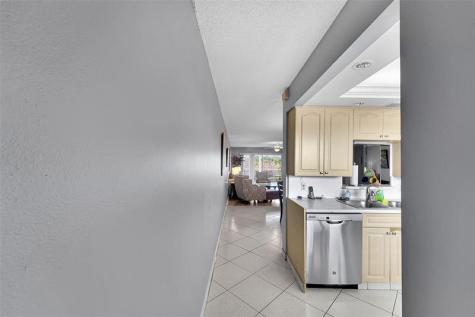2501 Antigua Terrace Coconut Creek FL 33066
