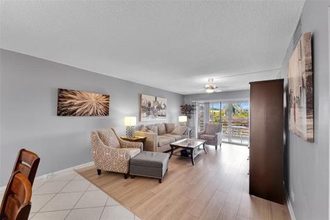 2501 Antigua Terrace Coconut Creek FL 33066