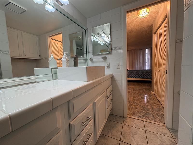 6207 Coral Lake Drive Pompano Beach FL 33063