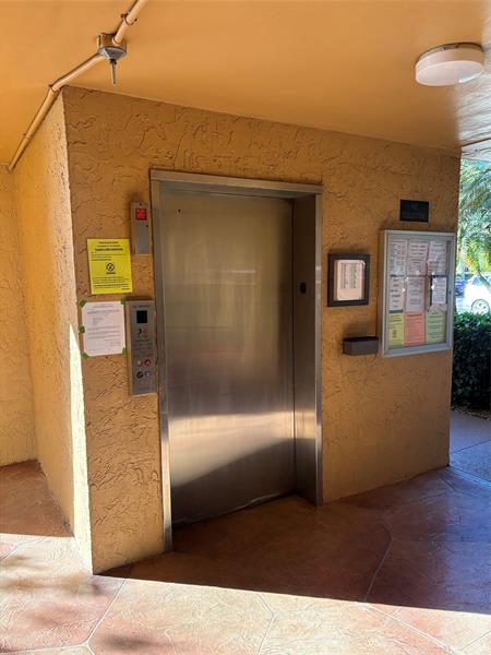 6207 Coral Lake Drive Pompano Beach FL 33063