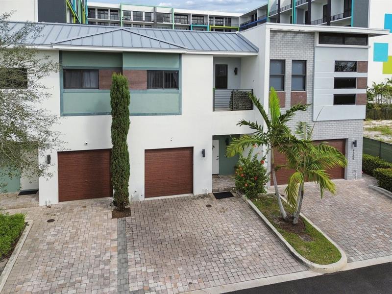 4373 NW 9th Street Plantation FL 33317