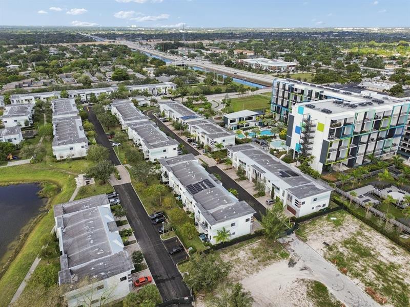 4373 NW 9th Street Plantation FL 33317