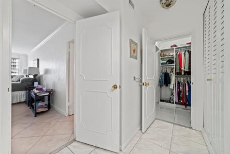 3900 N Ocean Drive Lauderdale By The Sea FL 33308