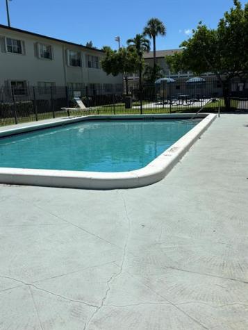 440 SE 2nd Avenue Deerfield Beach FL 33441