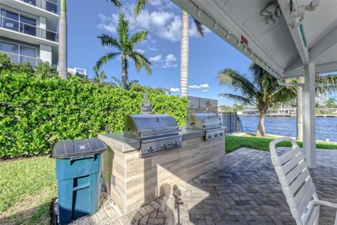6317 Bay Club Drive Fort Lauderdale FL 33308