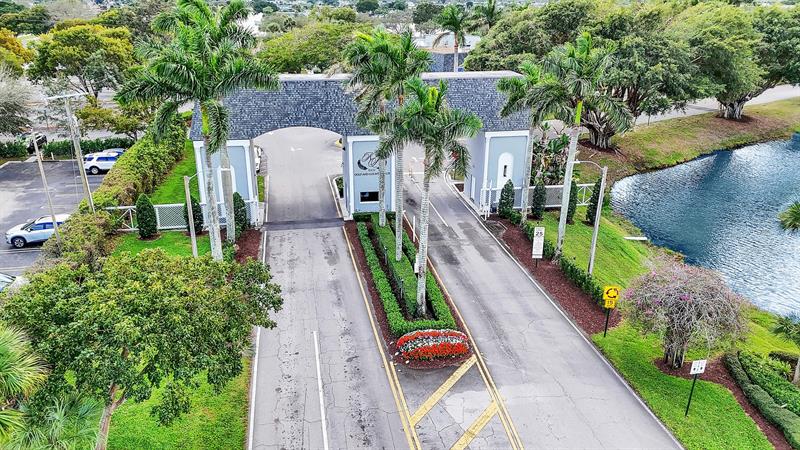 736 Flanders P Delray Beach FL 33484