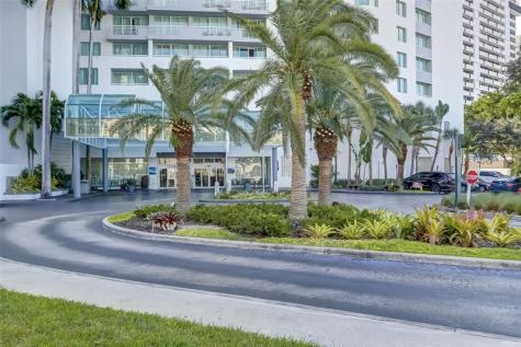 2670 E Sunrise Boulevard Fort Lauderdale FL 33304