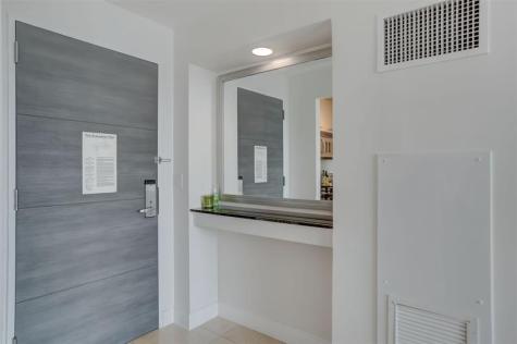 2670 E Sunrise Boulevard Fort Lauderdale FL 33304