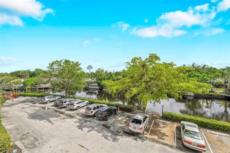 620 Tennis Club Drive Fort Lauderdale FL 33311