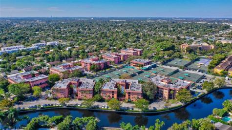 620 Tennis Club Drive Fort Lauderdale FL 33311