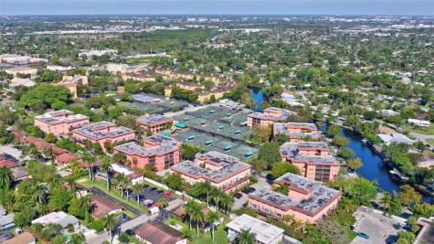 620 Tennis Club Drive Fort Lauderdale FL 33311